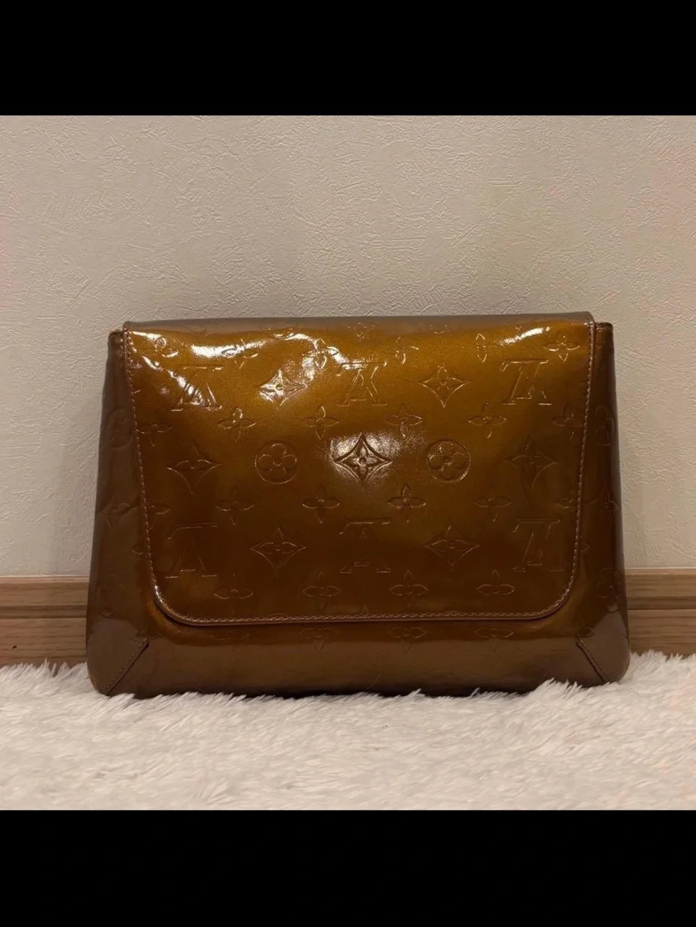 Louis Vuitton Brown Monogram Vernis Flap Clutch